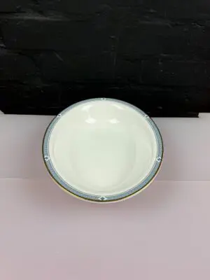 St Michael Marks & Spencer Felsham Oval Open Vegetable Serving Dish 27.5 cm