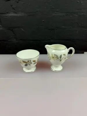 Wedgwood Beaconsfield Globe Milk / Cream Jug 4" and Footed Open Sugar Bowl Set