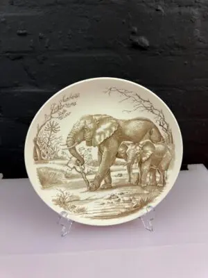 Wedgwood Union National Parks S Africa Elephant 1st Edition Plate 1951 25.5 cm