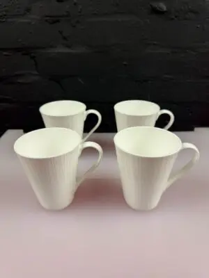 4 x Johnson Brothers Montreal Tea / Coffee Mugs 11 cm High Set
