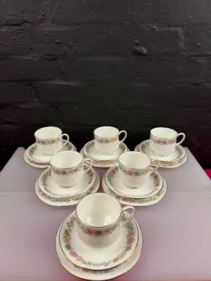 6 x Royal Albert Paragon Belinda Tea Trios Cups Saucers and Side Plates Set