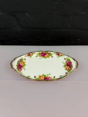 Royal Albert Old Country Roses Handled Oval Tray 10" x 5.75"