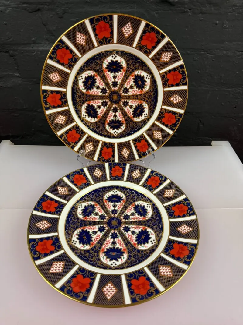 Royal Crown Derby Old Imari 1128 Dinner Plates 27 cm Wide Set of 2 1st Quality