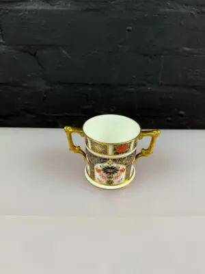 Royal Crown Derby Old Imari 1128 Love Loving Cup 3" High XXXVII 1974 1st Quality