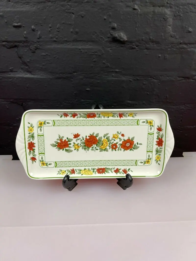Villeroy & and Boch Summerday Cake Sandwich Tray 34 cm x 15.5 cm