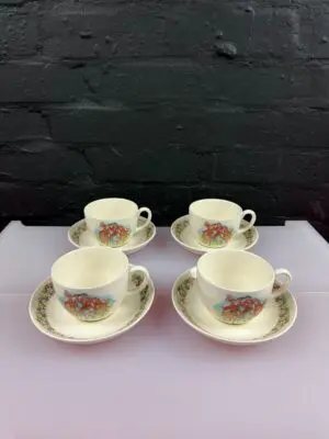 4 Wedgwood of Etruria and Barlaston The Three Jovial Huntsmen Tea Cups & Saucers