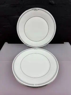 4 x Royal Doulton Andante H5083 Dinner Plates 27 cm Wide 2 Sets Available