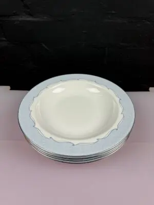 4 x Wedgwood Venice Rimmed Extra Large Pasta Bowls 28 cm Wide 2 Sets Available