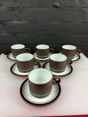 6 x Hornsea Contrast Tea Cups and Saucers Set