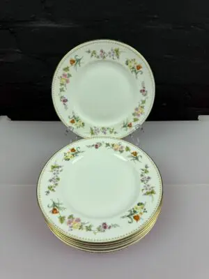 7 x Wedgwood Mirabelle R4537 Salad Plates 20.5 cm Wide Set