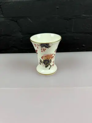 Coalport Hong Kong Footed Flower Vase 4" High