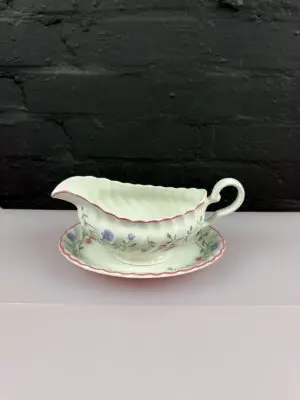 Johnson Brothers Summer Chintz Gravy Boat / Sauce Jug and Stand / Drip Plate Set