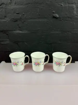 Royal Albert Colleen Bristol Beakers Mugs Tea / Coffee 10 cm High Set of 3 RARE