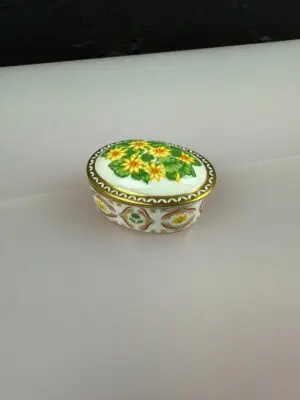 Royal Crown Derby Celandine Covered Small Oval Trinket Box 2.25"