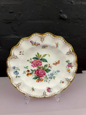 Royal Crown Derby Derby Days A1293 Fluted Dinner Plate XLVI 1983 26 cm Wide 1st