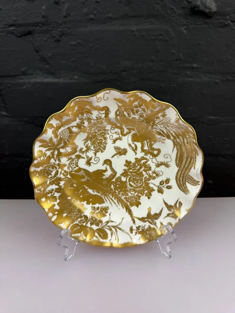Royal Crown Derby Gold Aves A.1235 Fluted Salad Plate 8.5" Wide XXXIX 1976 1st