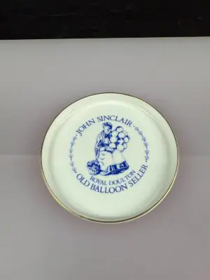 Royal Doulton John Sinclair Old Balloon Seller Round Trinket Dish 13.5 cm