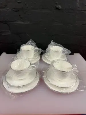 Royal Doulton Signature Platinum Tea Trios Cup Saucers Side Plates Set of 4 New