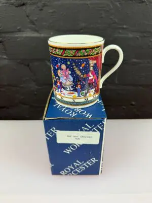 Royal Worcester Christmas Tales Tea / Coffee Mug 1993 9.5 cm High The Nutcracker