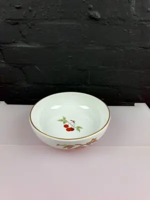 Royal Worcester Evesham Gold Round Fruit Vegetable Serving Dish Bowl 9" x 2.5"