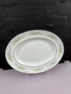 Wedgwood Westbury R4410 Oval Carving Serving Platter Plate 36 cm x 28 cm