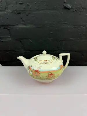 Wedgwood of Etruria and Barlaston Tea Pot 1.5 Pints The Three Jovial Huntsmen