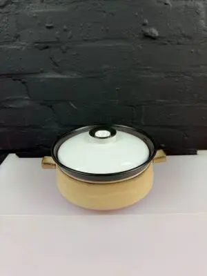 Denby Country Cuisine Large Covered Casserole Serving Dish 22 cm x 9.5 cm