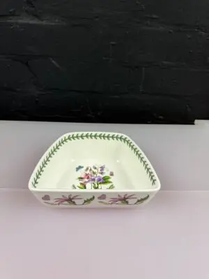 Portmeirion Botanic Garden Vegetable Serving Dish Sweet Pea 18 cm W x 5.5 cm H