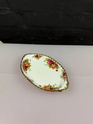 Royal Albert Old Country Roses Oval Plate / Tray 8.5" x 5.25" 7 Available