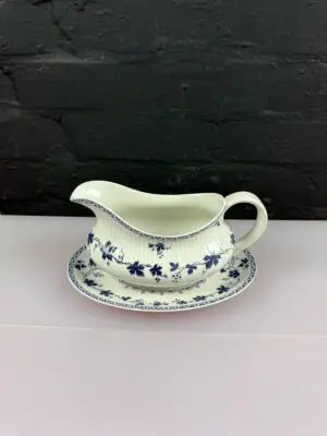 Royal Doulton Yorktown Ribbed Gravy Boat / Sauce Jug and Stand Set