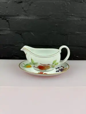 Royal Worcester Evesham Gold Gravy Boat Sauce Jug and Stand / Drip Plate 2 Sets