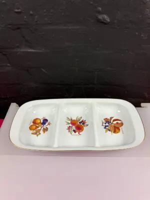 Royal Worcester Evesham Gold Hors D 'Oeuvres Vegetable Serving Dish 3 Sections
