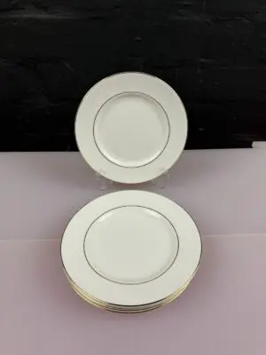 Wedgwood Signet Gold Tea / Side Plates 6" Wide Set of 6