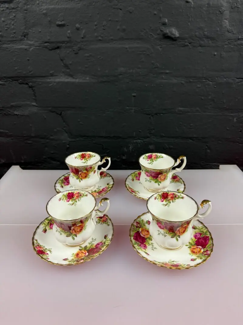 4 x Royal Albert Old Country Roses Coffee Cups and Saucers Set