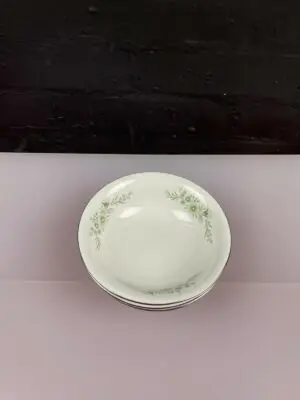 4 x Wedgwood Westbury Cereal Bowls 15.5 cm Wide 2 Sets Available