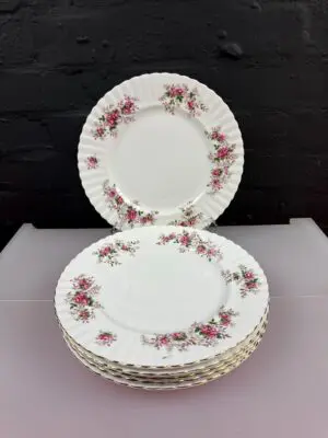 6 x Royal Albert Lavender Rose Dinner Plates 26.5 cm Wide Set