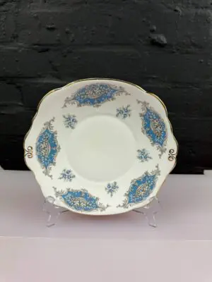 Duchess Canterbury Eared Cake / Bread Plate 23 cm Wide