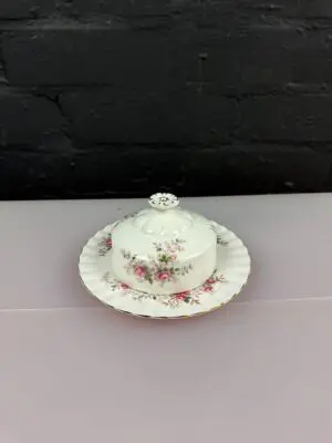 Royal Albert Lavender Rose Covered Muffin / Butter Dish
