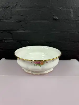 Royal Albert Old Country Roses Large Footed Fruit Serving Bowl 11" x 4" RARE