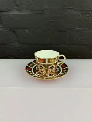 Royal Crown Derby Old Imari 1128 2nd Quality Tea Cup and Saucer Set XL 1977