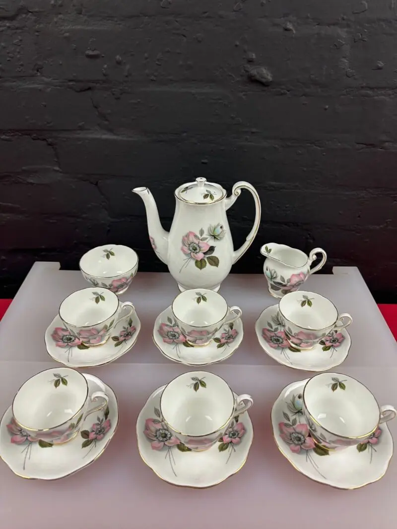 Royal Standard Pompadour Coffee Pot Cups Saucers Jug Sugar 15 Items Set