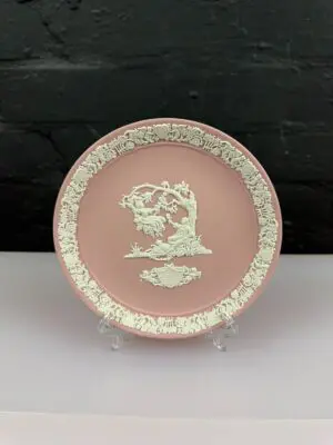Wedgwood Jasper Ware Pink Valentine Day Plate 1983 16.8 cm Wide