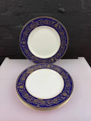 4 x Royal Worcester Sandringham Dinner Plates 10.75" Wide Set