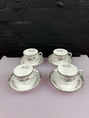 4 x Wedgwood Kutani Crane Tea Cups and Saucers 2 Sets Available
