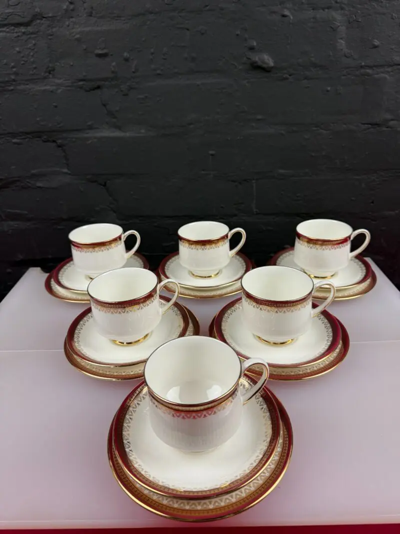 6 x Royal Albert Paragon Holyrood Tea Trios Cups Saucers and Side Plates Set
