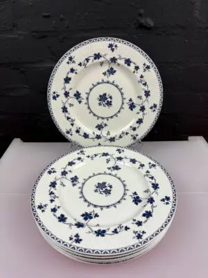 6 x Royal Doulton Yorktown T.C.1013 Ribbed Dinner Plates 27 cm Wide Set