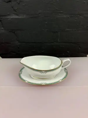 Noritake Glenabbey P586 Gravy Boat / Sauce Jug and Stand Drip Plate