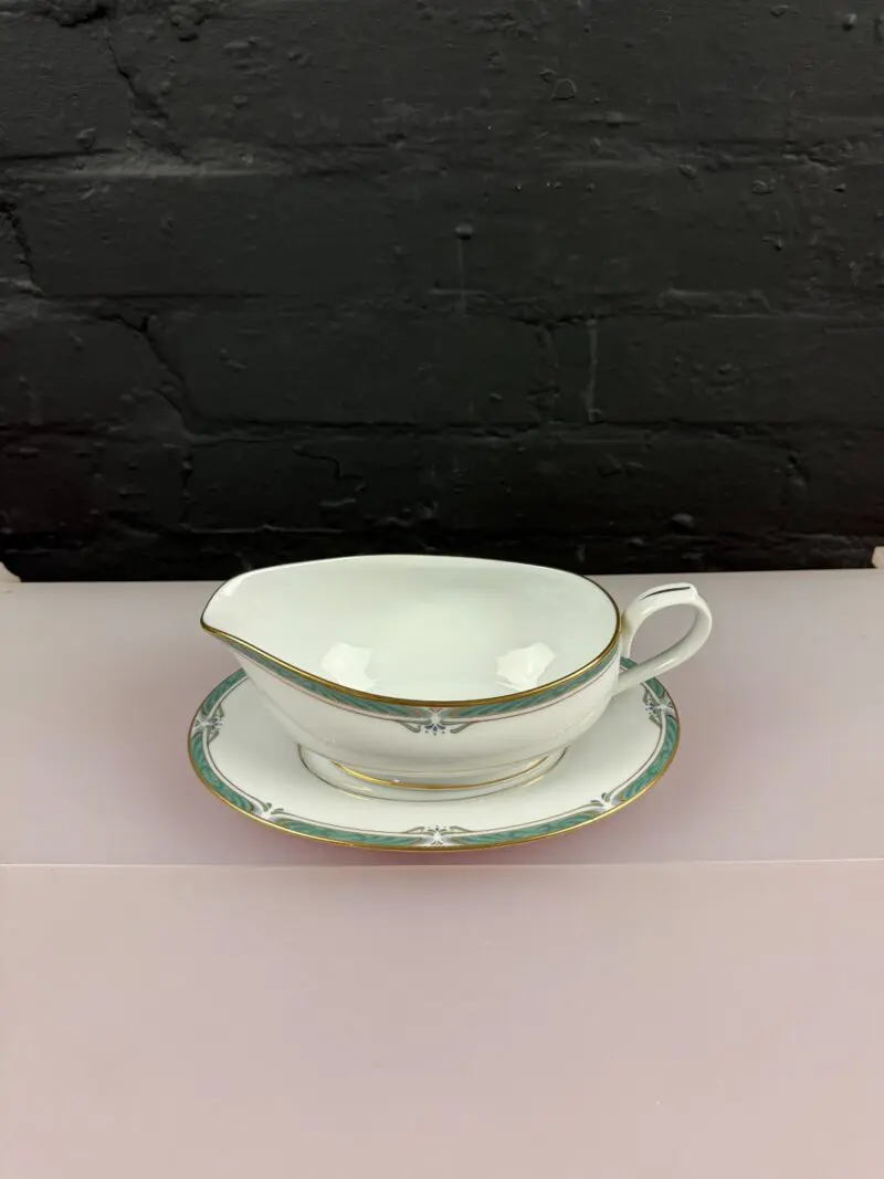 Noritake Glenabbey P586 Gravy Boat / Sauce Jug and Stand Drip Plate