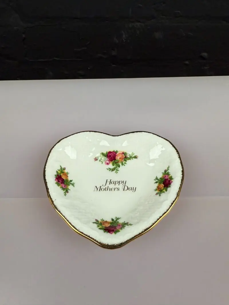 Royal Albert Old Country Roses Heart Trinket Dish 5.5" Happy Mothers Day