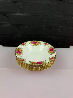 Royal Albert Old Country Roses Rimmed Soup Bowls 8" Wide Set of 6